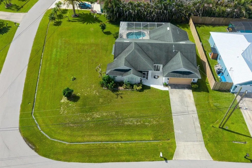 2962 SE BELLA ROAD Port St. Lucie, FL 34984