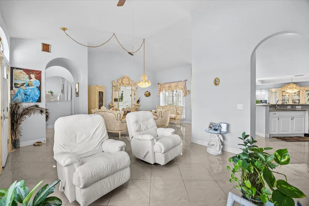 2962 SE BELLA ROAD Port St. Lucie, FL 34984