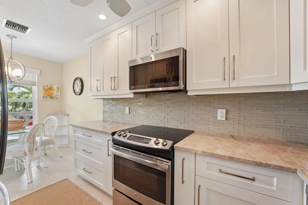 1080 Mahogany Way #204 Delray Beach, FL 33445