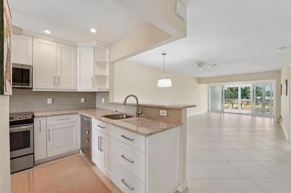 1080 Mahogany Way #204 Delray Beach, FL 33445