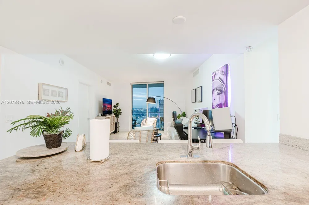 185 SW 7th St #3609 Miami, FL 33130