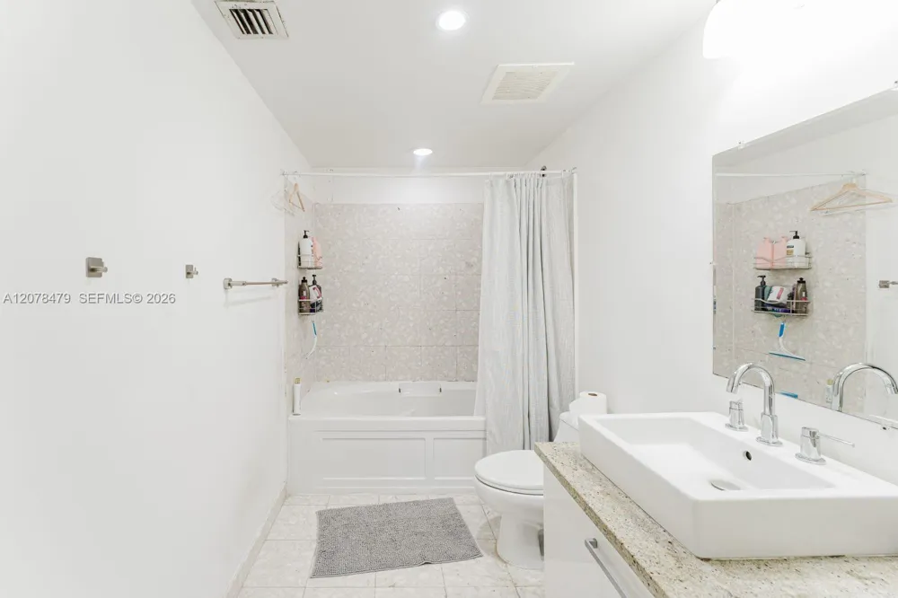 185 SW 7th St #3609 Miami, FL 33130