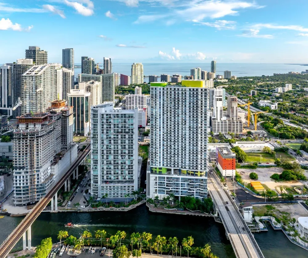 185 SW 7th St #3609 Miami, FL 33130