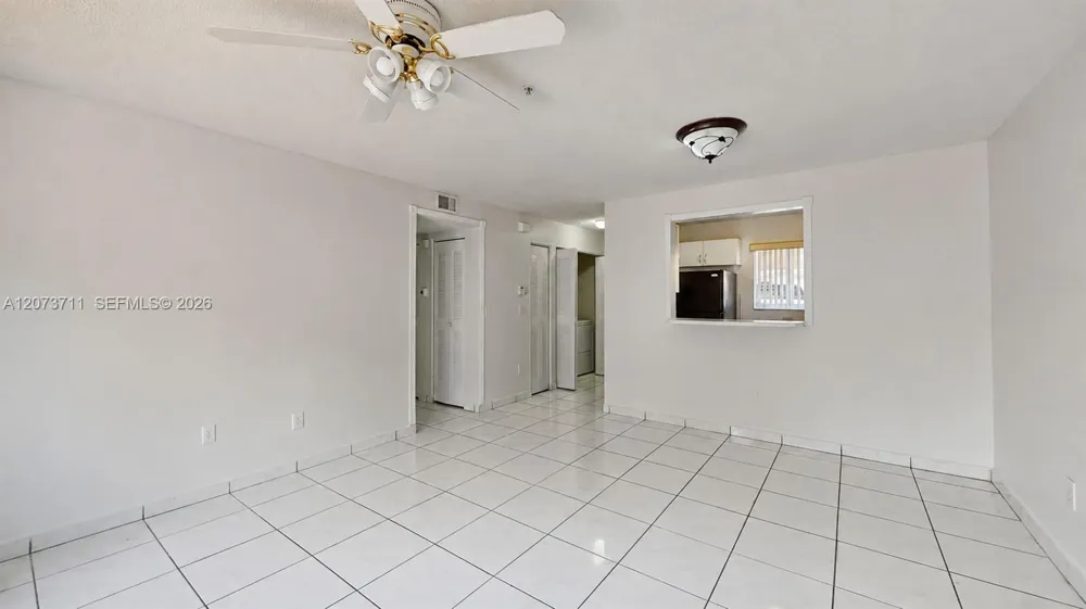 8183 NW 8th St #C2 Miami, FL 33126