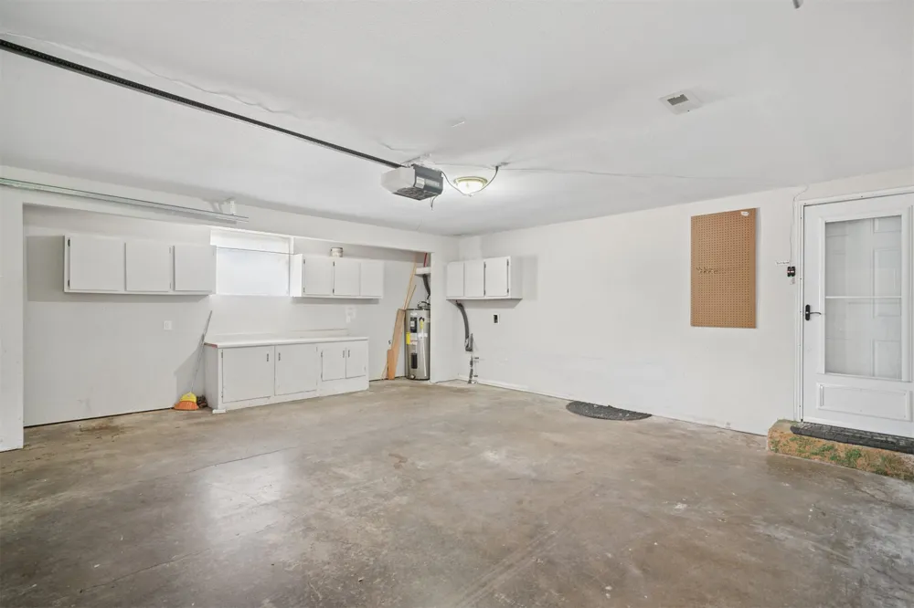 5247 S Columbia Avenue Tulsa, OK 74105