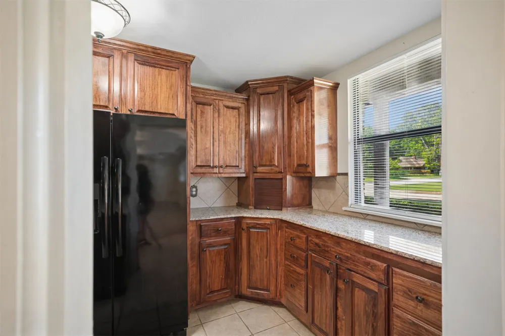 5247 S Columbia Avenue Tulsa, OK 74105