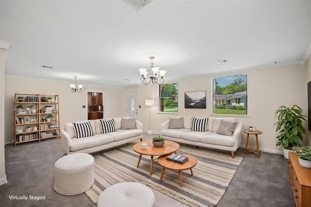 5247 S Columbia Avenue Tulsa, OK 74105
