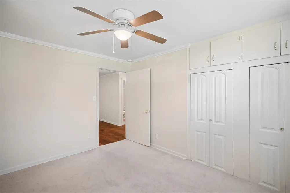 5247 S Columbia Avenue Tulsa, OK 74105