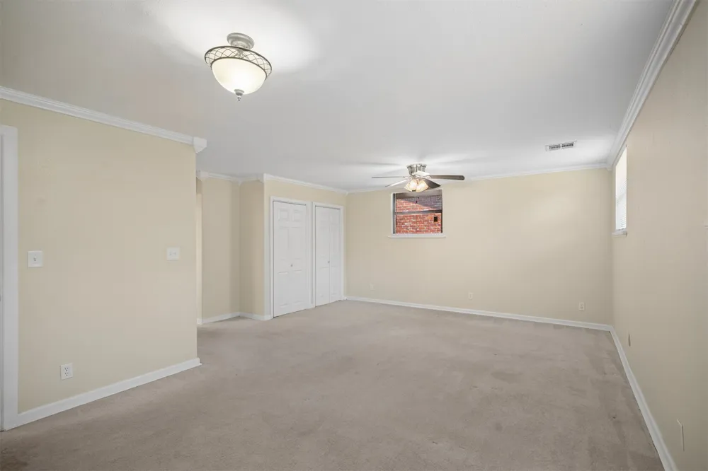 5247 S Columbia Avenue Tulsa, OK 74105
