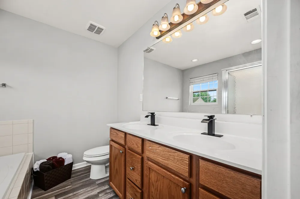 3032 Morning Mist Ct Murfreesboro, TN 37128