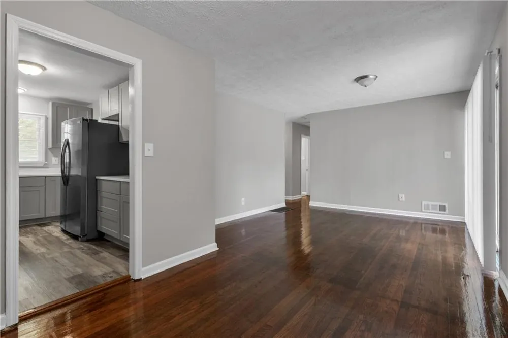 506 Pineridge Drive Forest Park, GA 30297
