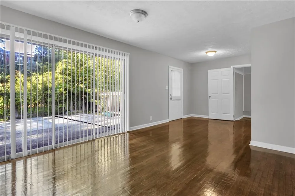 506 Pineridge Drive Forest Park, GA 30297