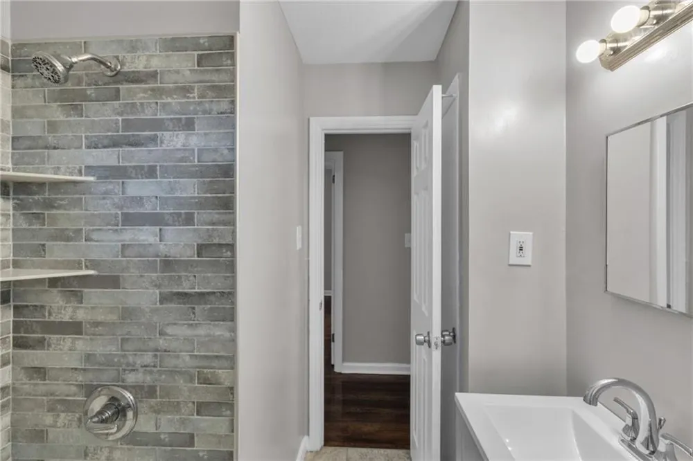 506 Pineridge Drive Forest Park, GA 30297