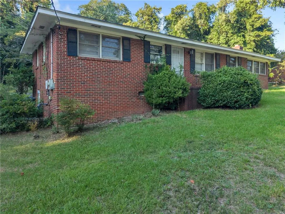 506 Pineridge Drive Forest Park, GA 30297