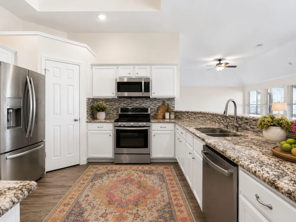 8823 Saratoga Drive Sugar Land, TX 77479