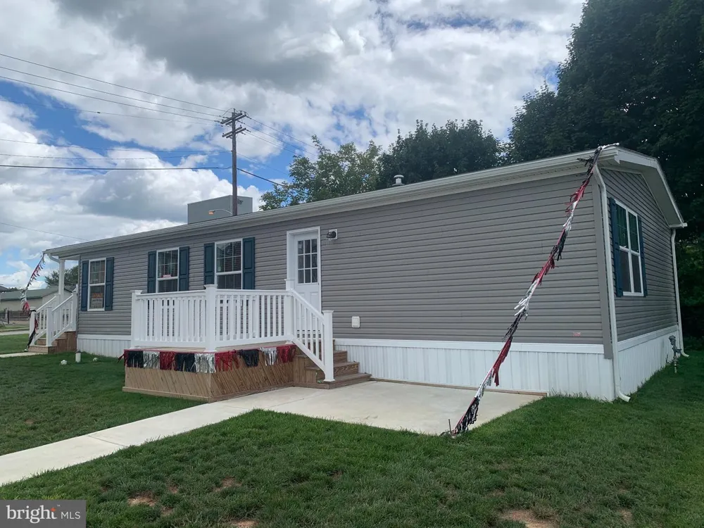14 W WILLOW STREET Palmyra, PA 17078