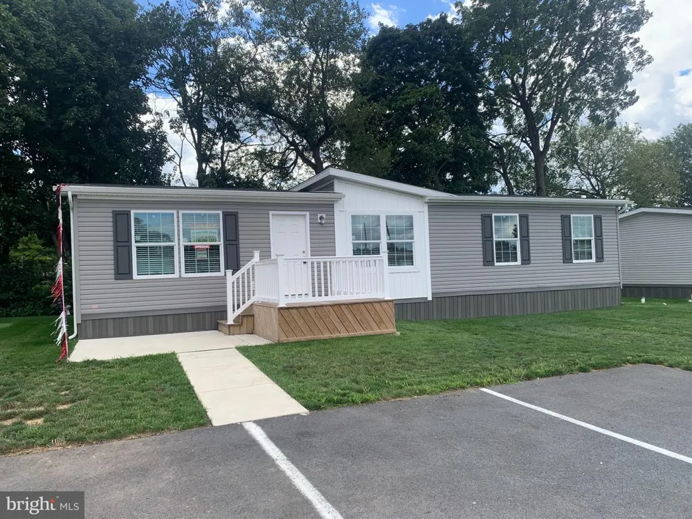 22 W WILLOW STREET Palmyra, PA 17078