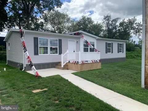 30 W WILLOW STREET