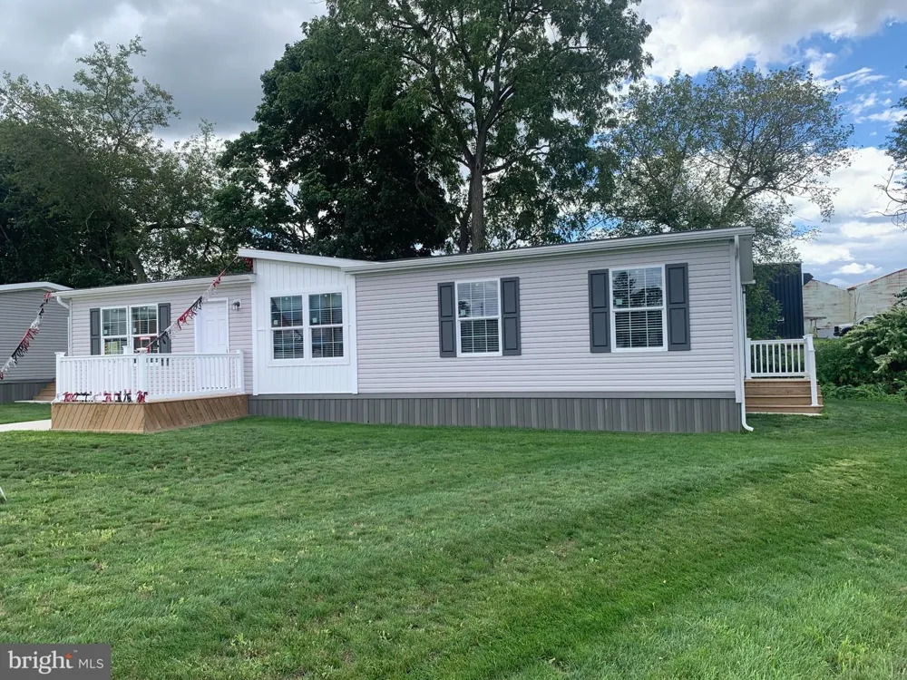 30 W WILLOW STREET Palmyra, PA 17078