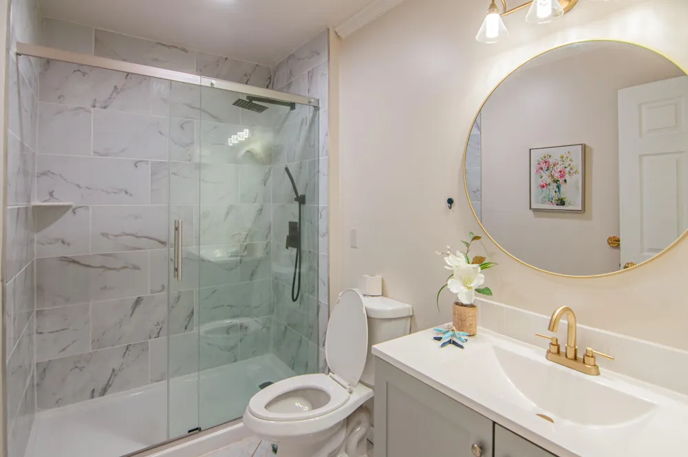 21411 Orchard Lake Road Farmington Hills, MI 48336