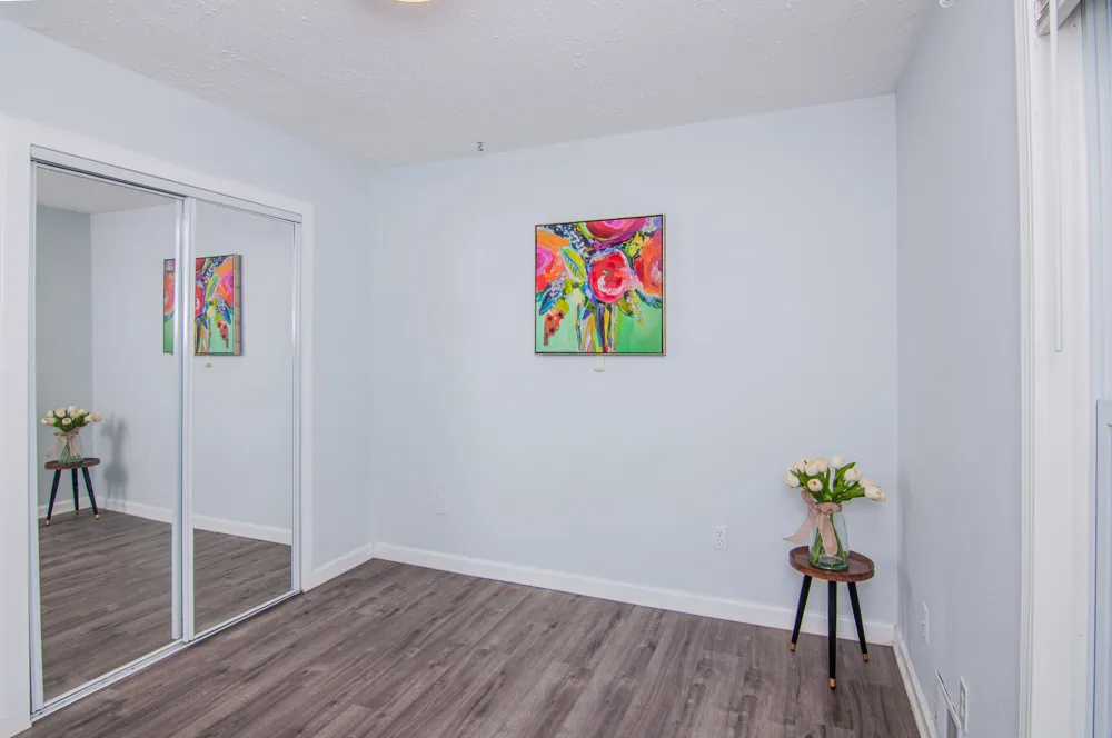 21411 Orchard Lake Road Farmington Hills, MI 48336