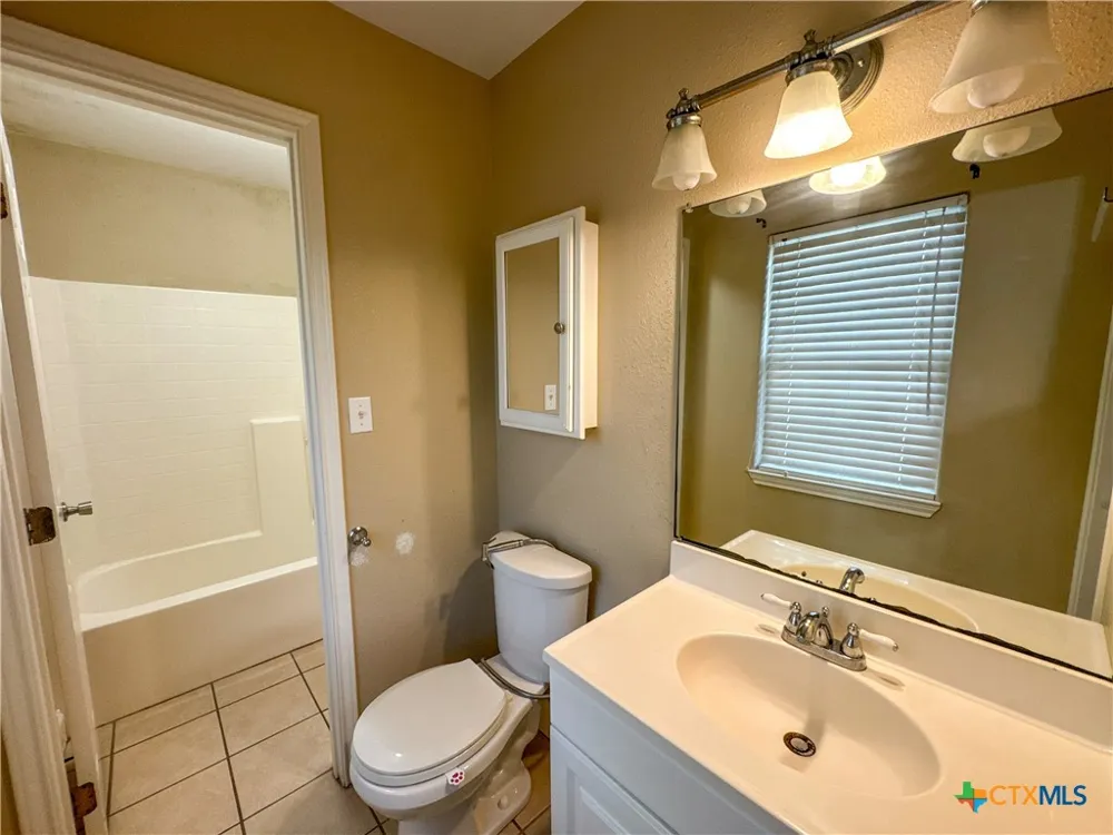 3312 Gayle Street Victoria, TX 77901