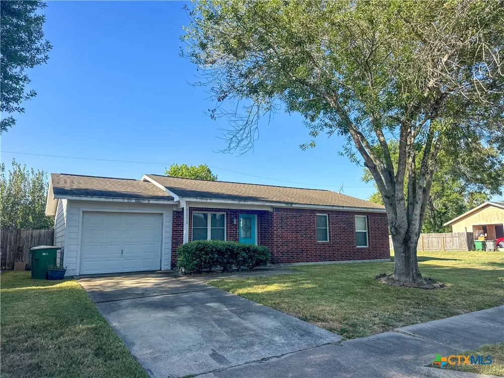3312 Gayle Street Victoria, TX 77901