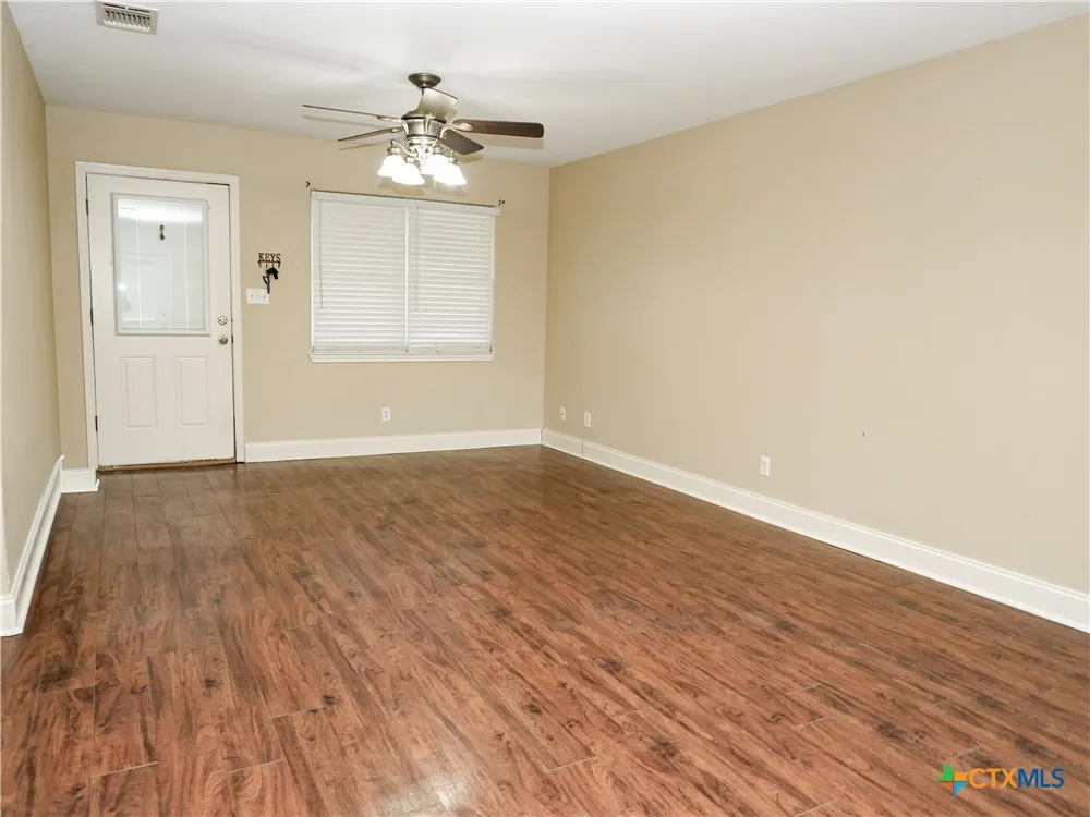 3312 Gayle Street Victoria, TX 77901