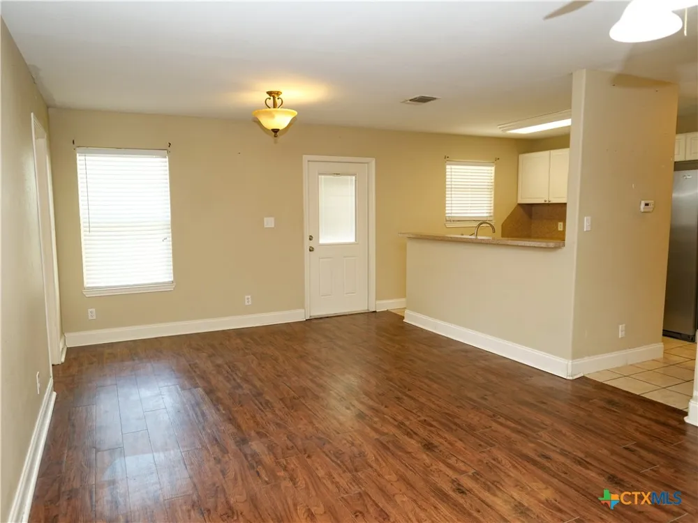 3312 Gayle Street Victoria, TX 77901
