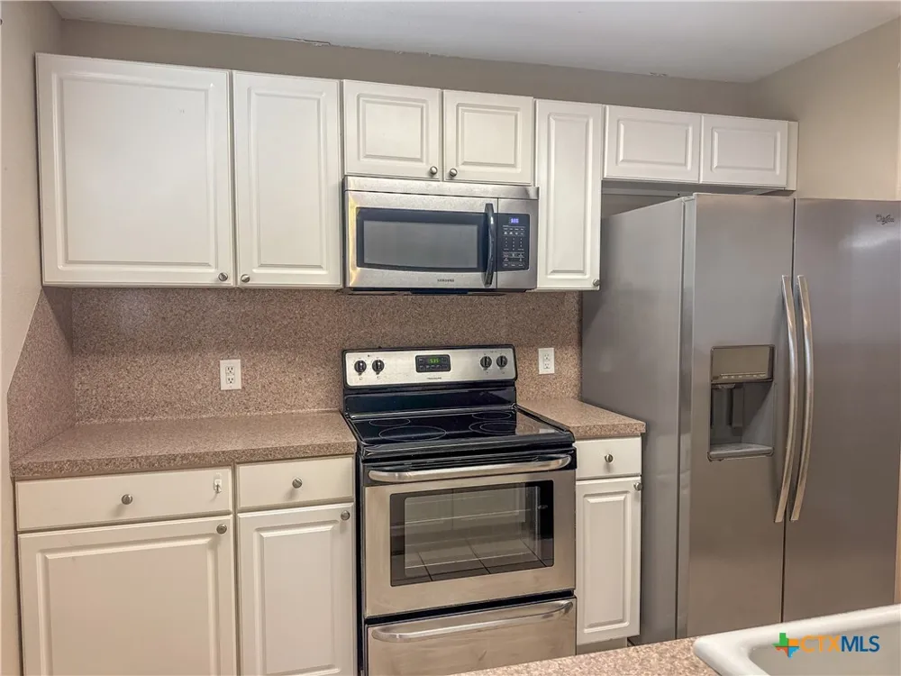 3312 Gayle Street Victoria, TX 77901