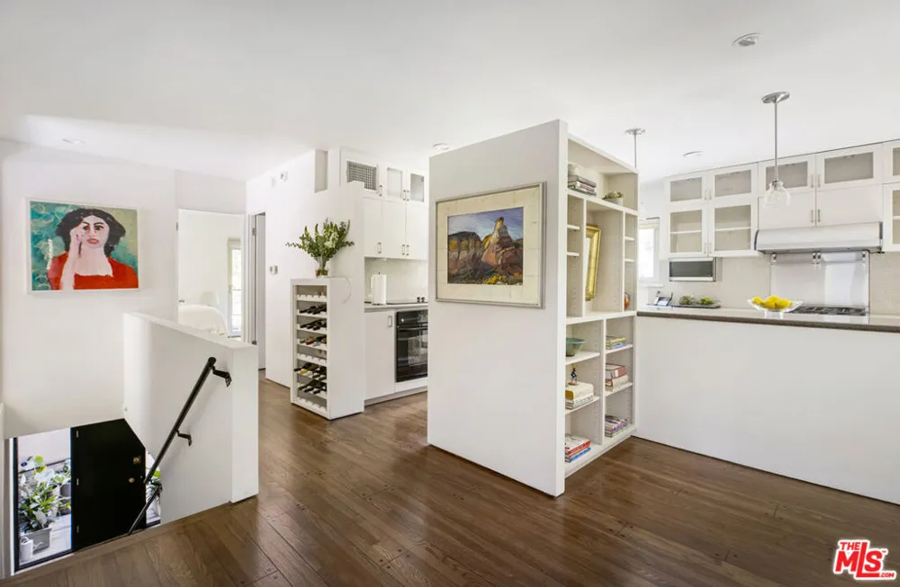 10361 Caribou Lane Los Angeles, CA 90077