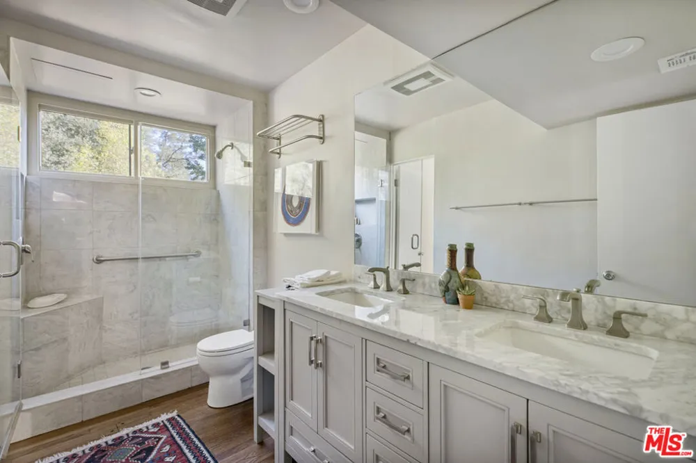 10361 Caribou Lane Los Angeles, CA 90077