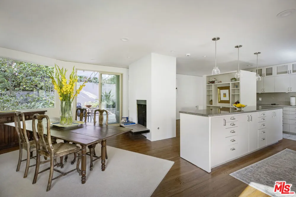 10361 Caribou Lane Los Angeles, CA 90077