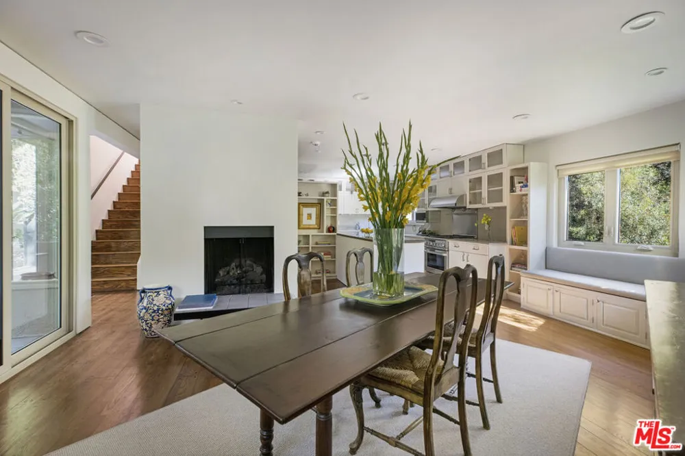 10361 Caribou Lane Los Angeles, CA 90077