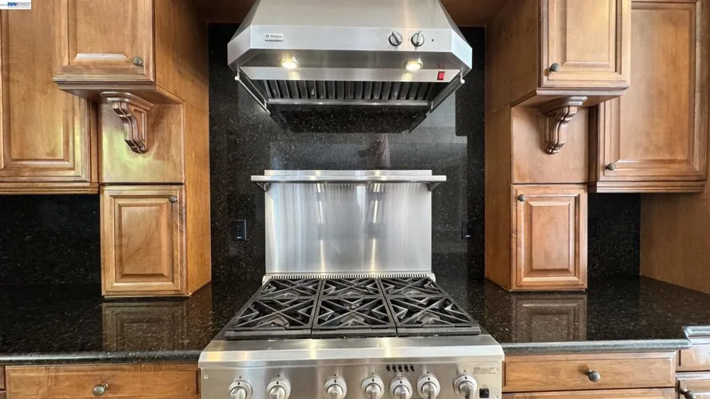 2458 Marsanne St Danville, CA 94506