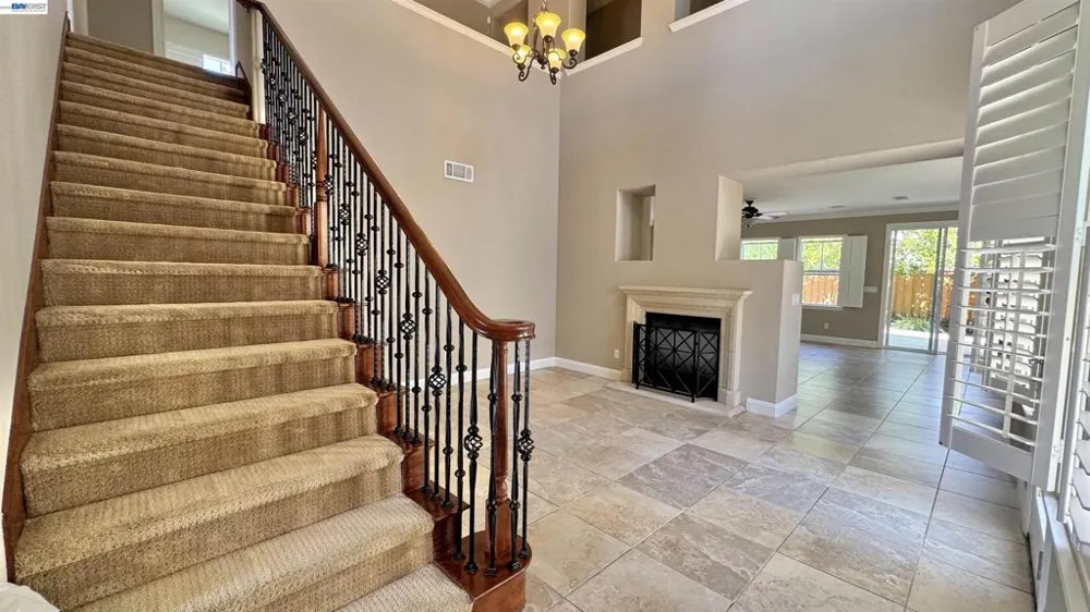2458 Marsanne St Danville, CA 94506