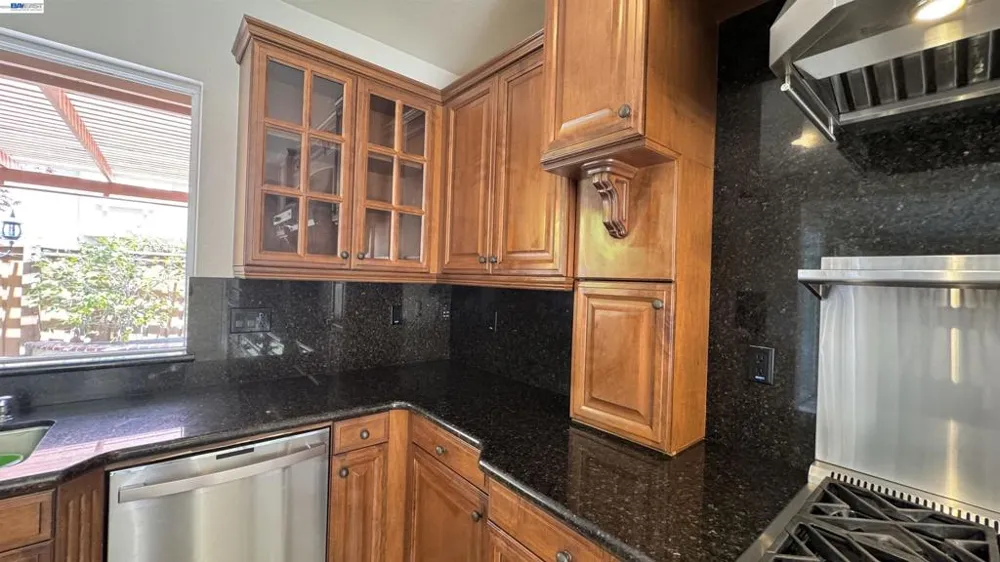 2458 Marsanne St Danville, CA 94506