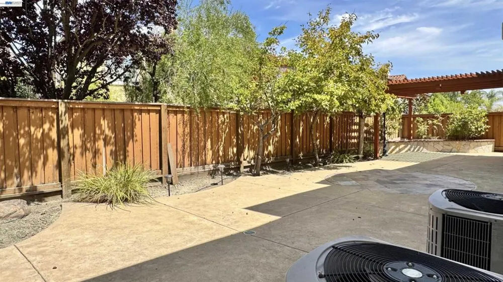 2458 Marsanne St Danville, CA 94506