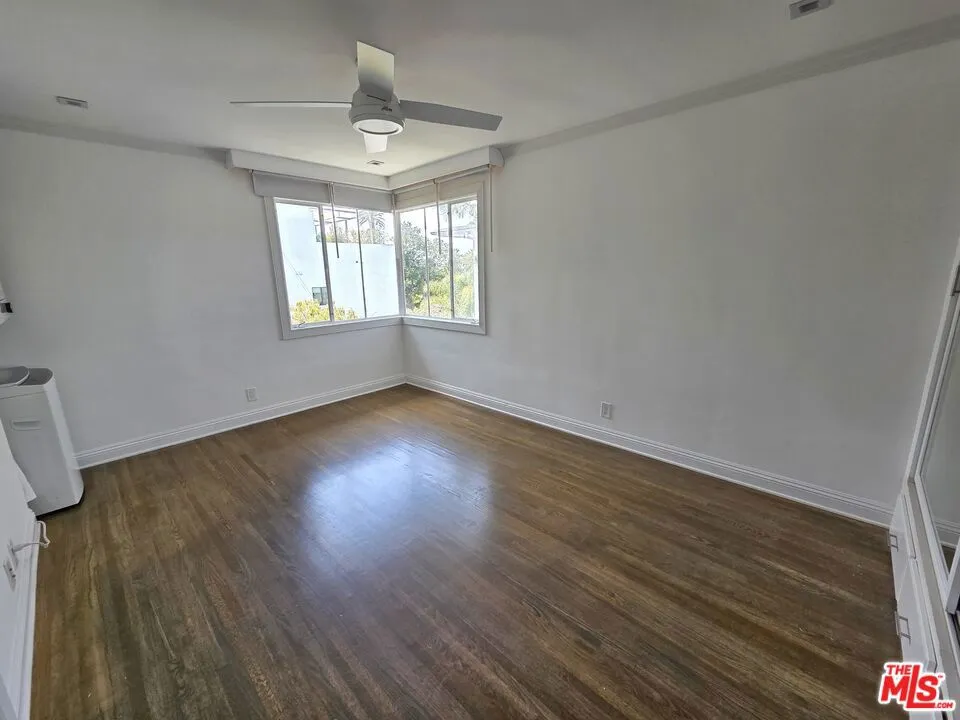 134 San Vicente Blvd Santa Monica, CA 90402