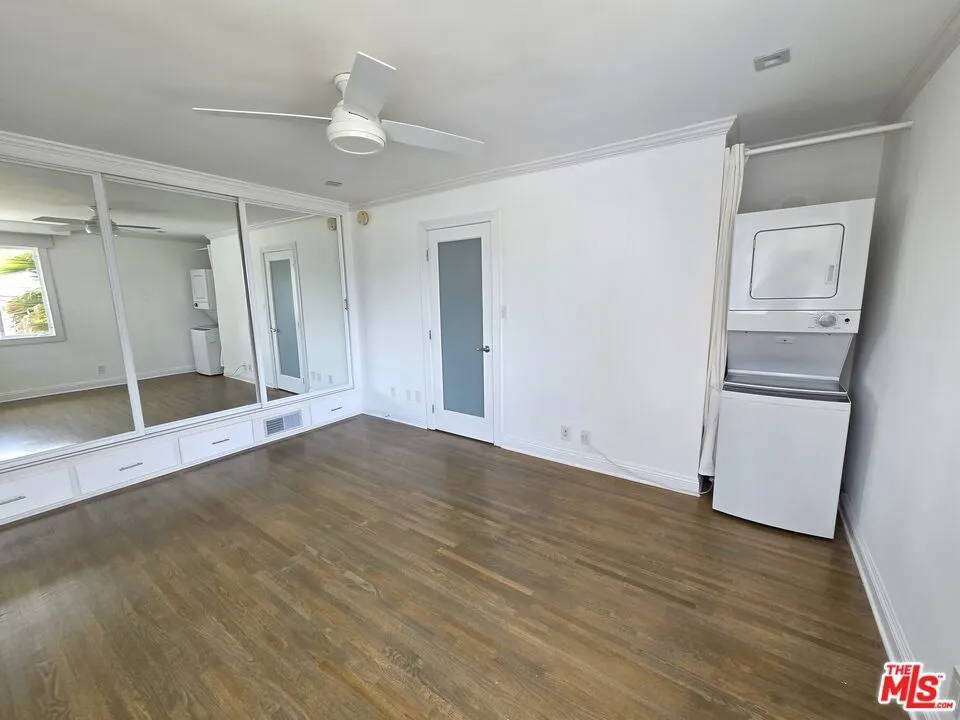 134 San Vicente Blvd Santa Monica, CA 90402