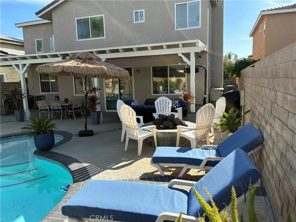 30437 Servilla Castaic, CA 91384