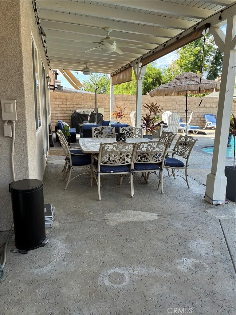 30437 Servilla Castaic, CA 91384