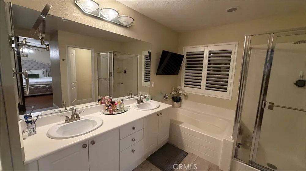 30437 Servilla Castaic, CA 91384