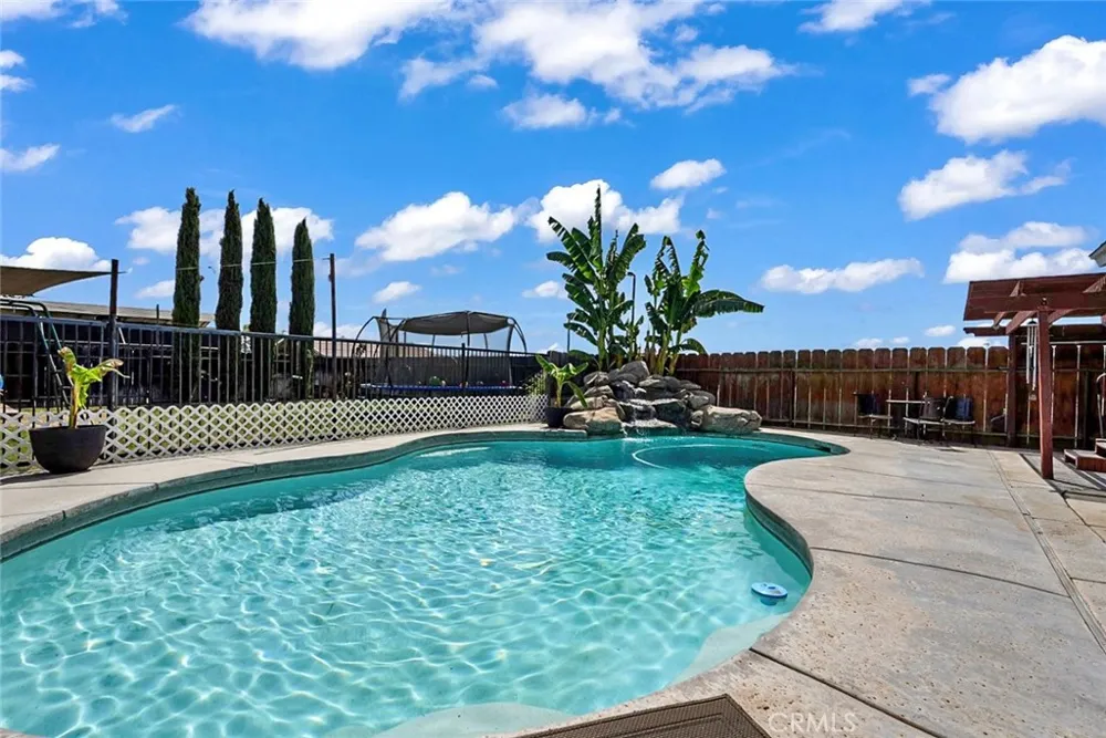24143 Road 15 Chowchilla, CA 93610