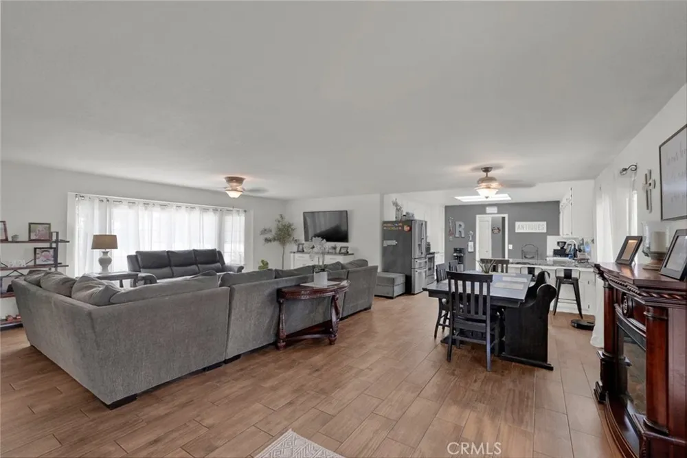 24143 Road 15 Chowchilla, CA 93610
