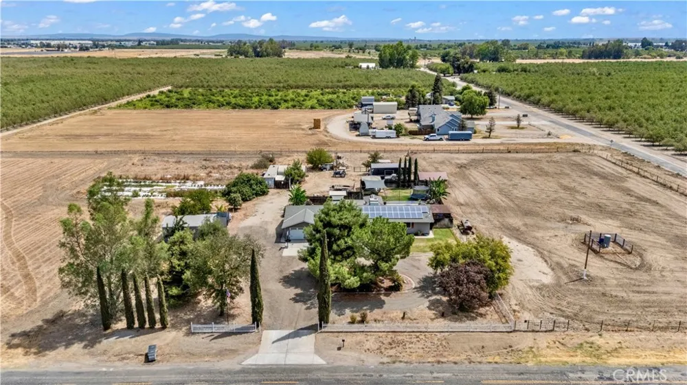 24143 Road 15 Chowchilla, CA 93610