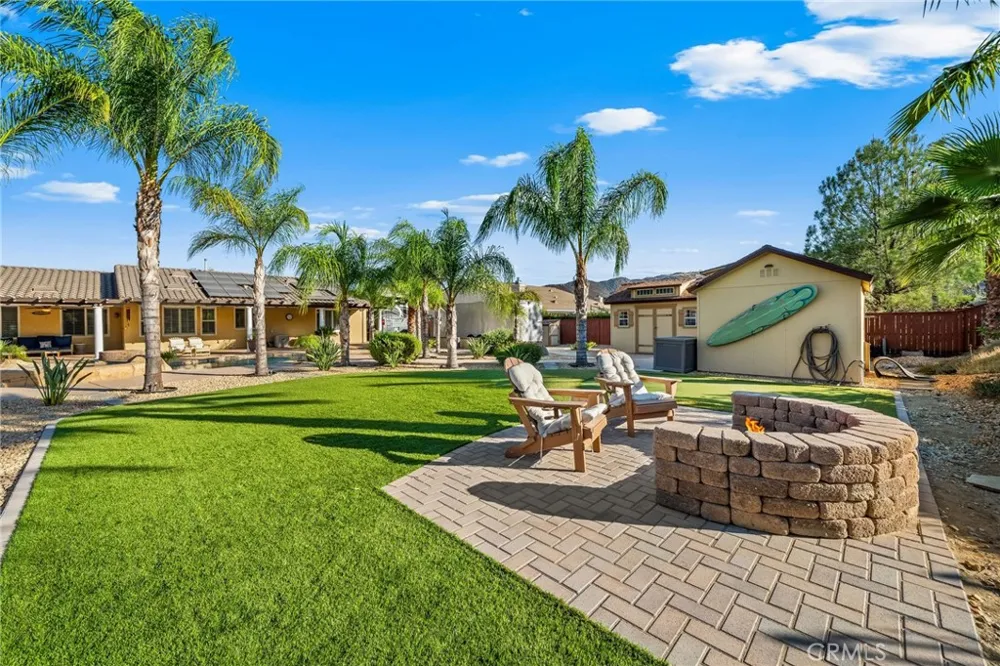 32717 Blue Mist Way Wildomar, CA 92595
