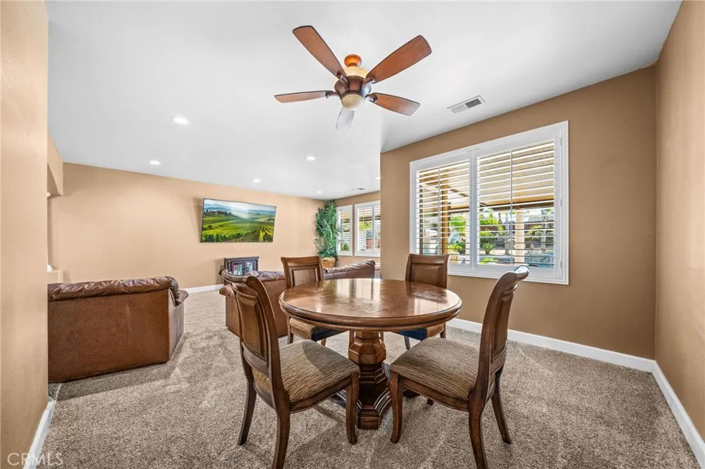 32717 Blue Mist Way Wildomar, CA 92595