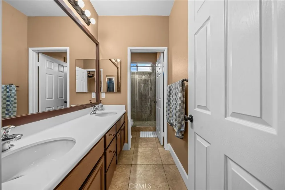 32717 Blue Mist Way Wildomar, CA 92595