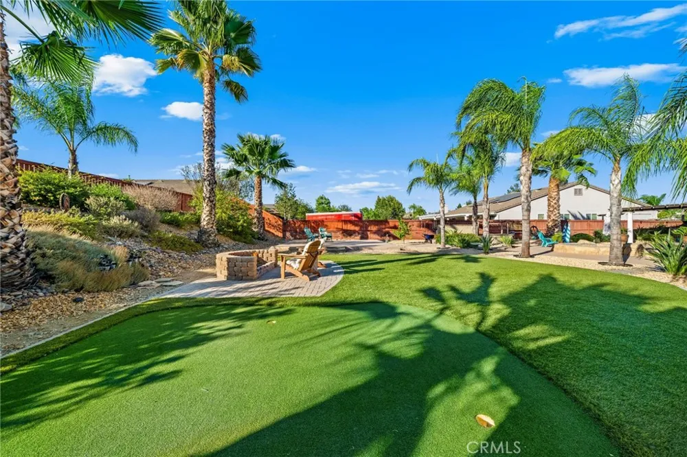 32717 Blue Mist Way Wildomar, CA 92595